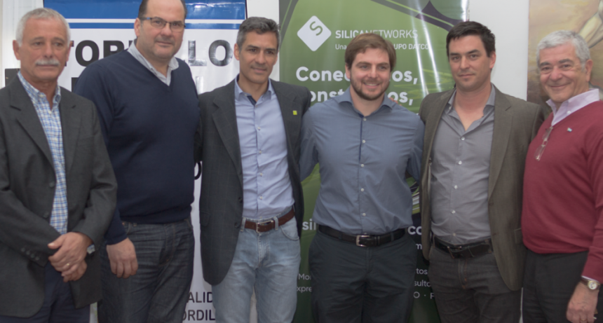 FIBRA ÓPTICA EN CONESA