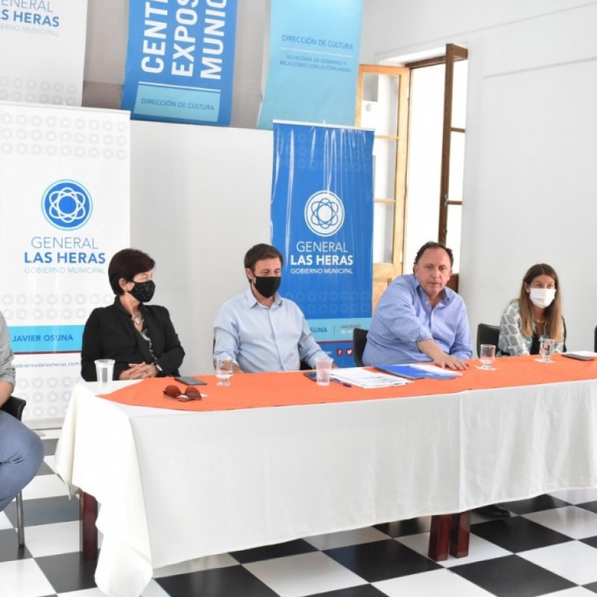 ENTREGA DE FONDOS PARA LAS INSTITUCIONES CULTURALES Y TURÍSTICAS EN GENERAL LAS HERAS