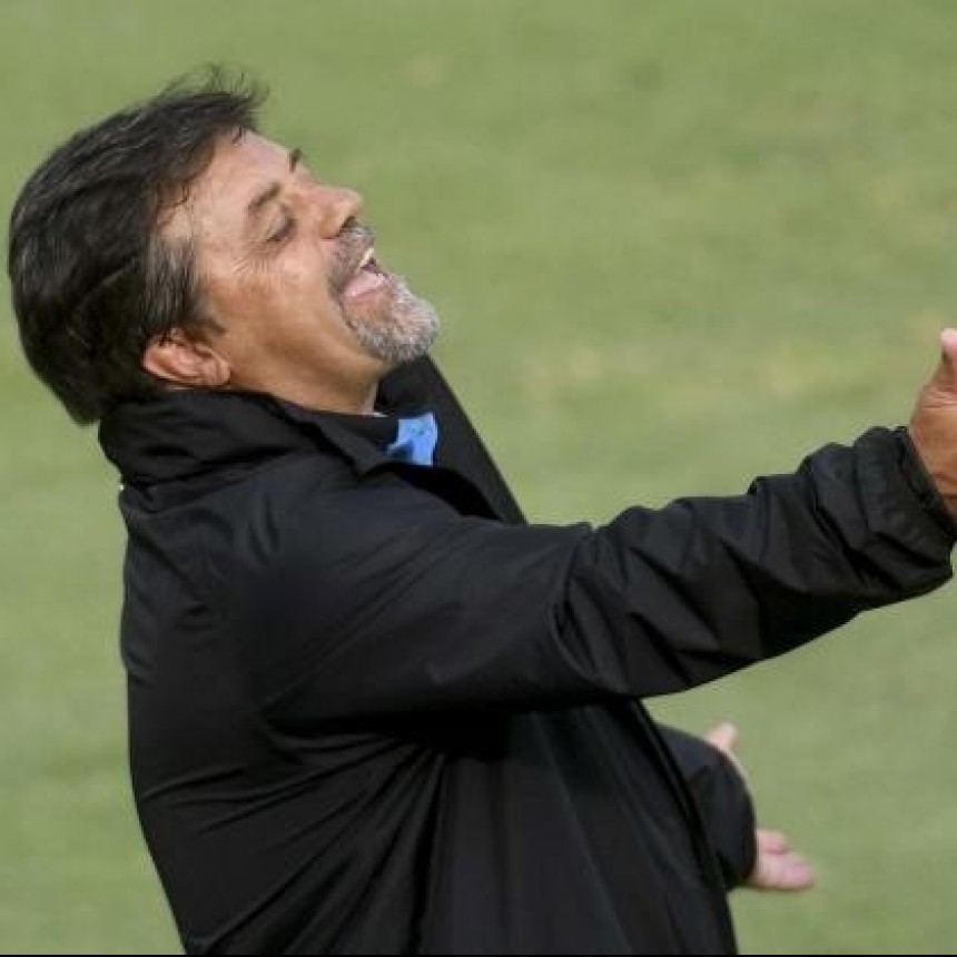CARUSO LOMBARDI CONTRA CHIQUI TAPIA