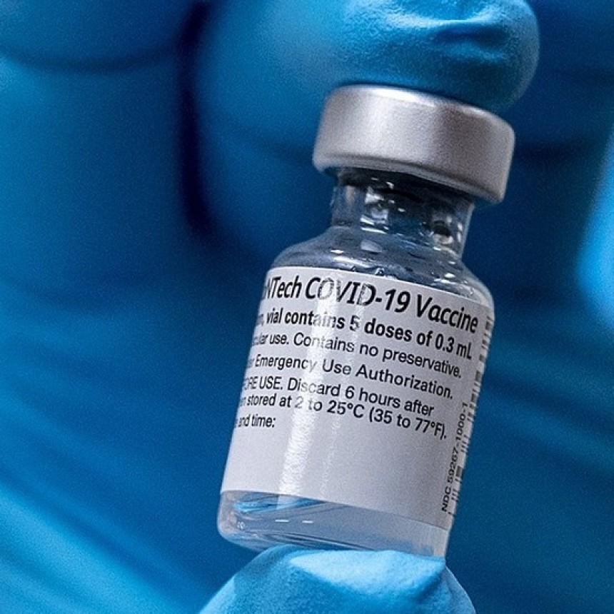 EL GOBIERNO ABRIÓ UN CANAL DE DIÁLOGO CON PFIZER PARA RETOMAR EL ACUERDO POR LA VACUNA