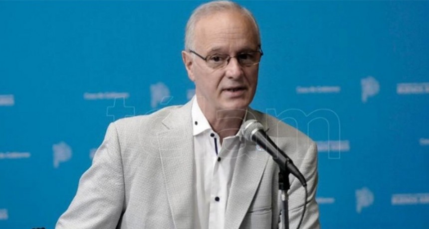 GOLLAN ANUNCIÓ QUE EL LUNES SE EMPEZARÁ A VACUNAR AL PERSONAL DE LAS TERAPIAS INTENSIVAS