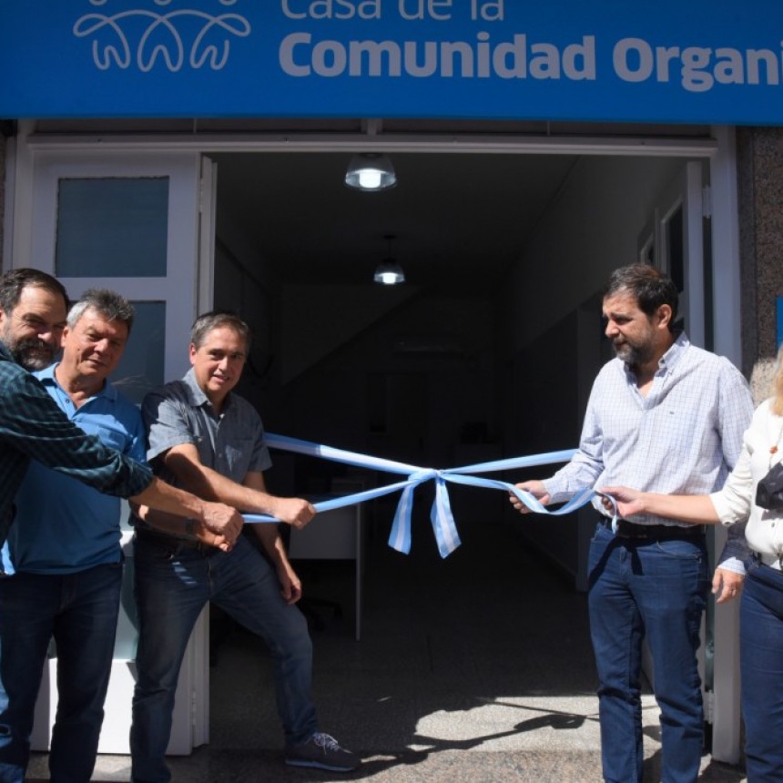FERNANDO MOREIRA Y GUIDO LORENZINO INAUGURARON LA CASA DE LA COMUNIDAD ORGANIZADA  