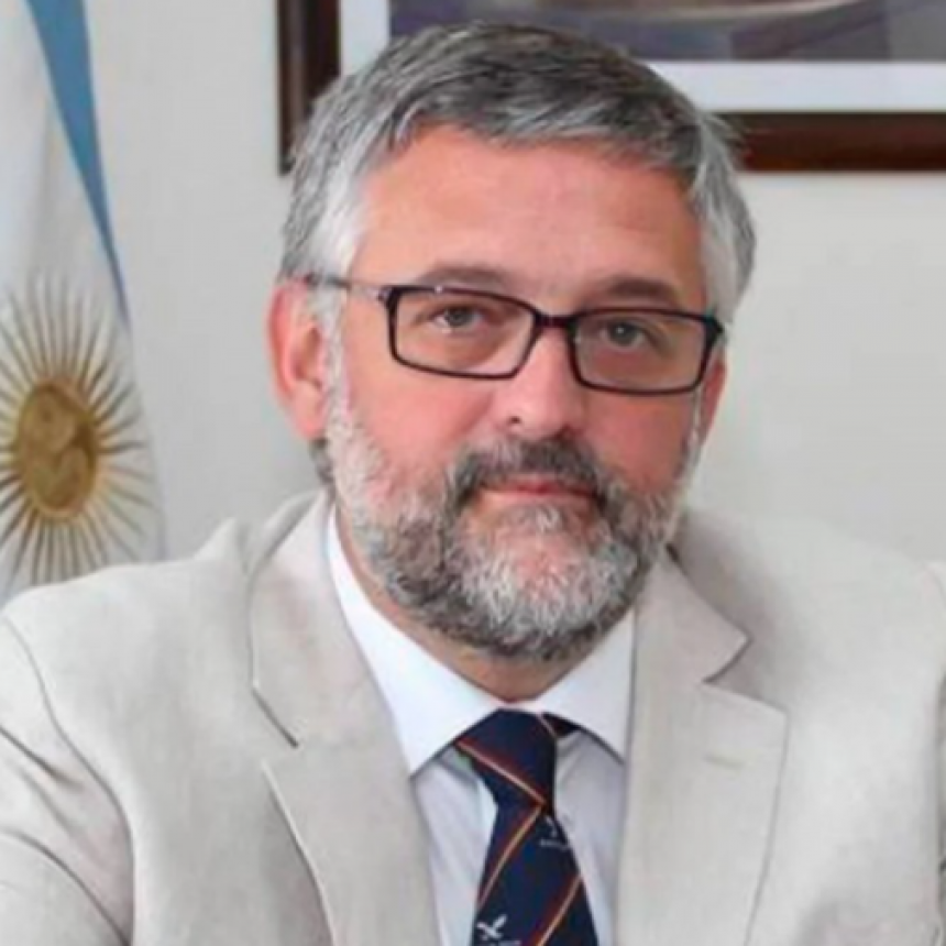UN FUNCIONARIO DE VIDAL QUERIA UNA 