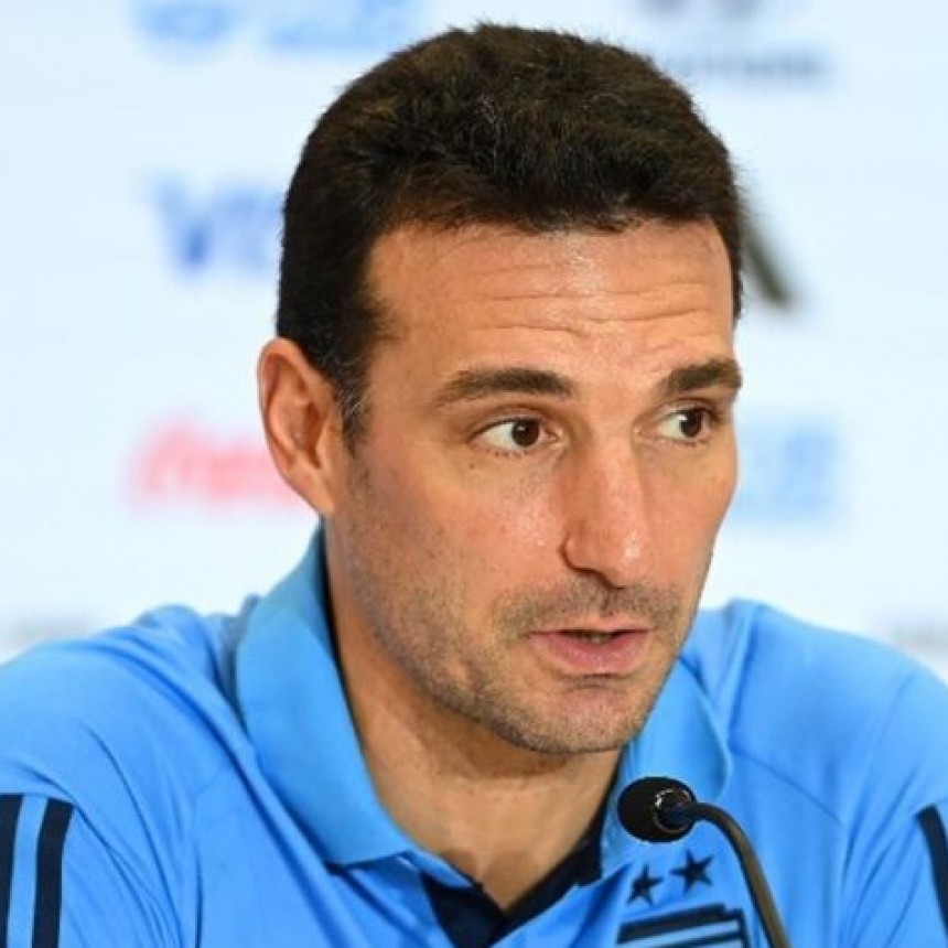 SCALONI DEFENDIÓ LA ACTITUD DE LA SELECCIÓN Y CONFIRMÓ QUE DI MARÍA Y DE PAUL “ESTÁN DISPONIBLES”