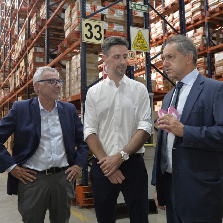    JULIO ZAMORA Y DANIEL SCIOLI RECORRIERON LA FABRICA DE OJOTAS 