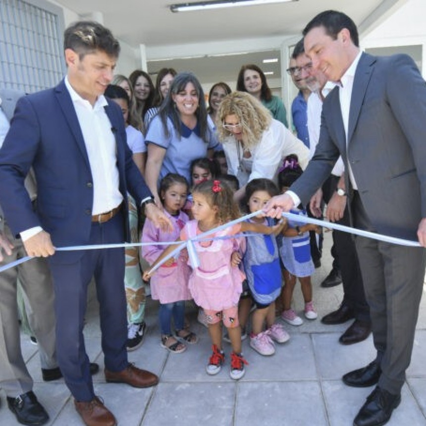 KICILLOF INAUGURÓ UN JARDÍN: “QUIEN NO QUIERE LA ESCUELA PÚBLICA TIENE UN PROBLEMA DE AMOR A LA PATRIA”