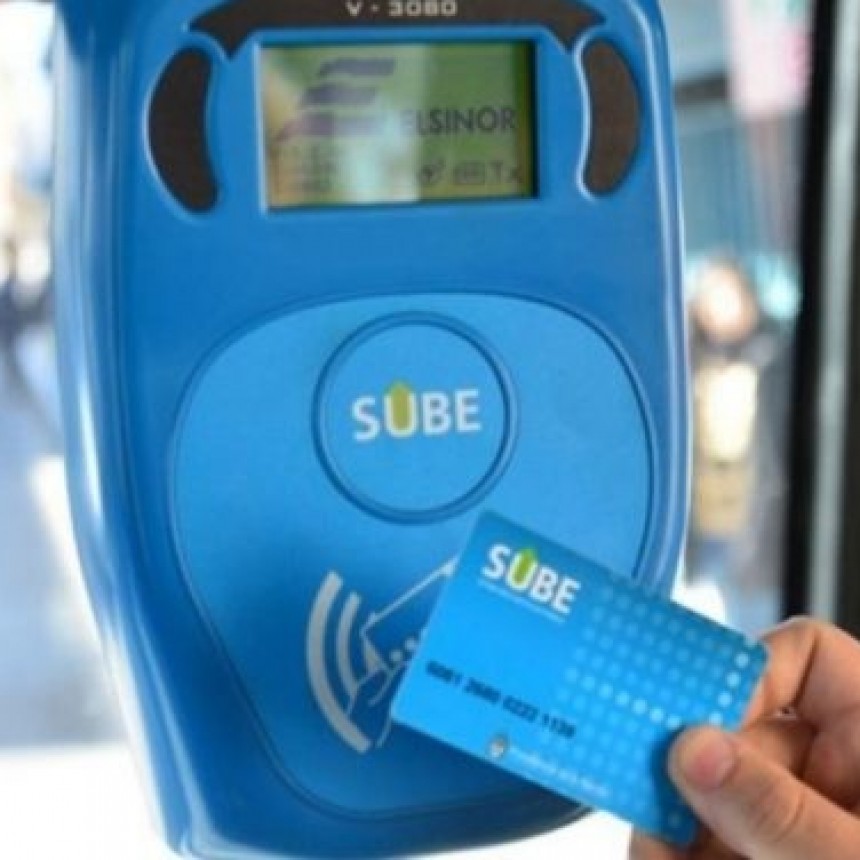 LA TARJETA SUBE AHORA CUESTA $ 880 Y EL SALDO DE EMERGENCIA ES DE $ 211,84
