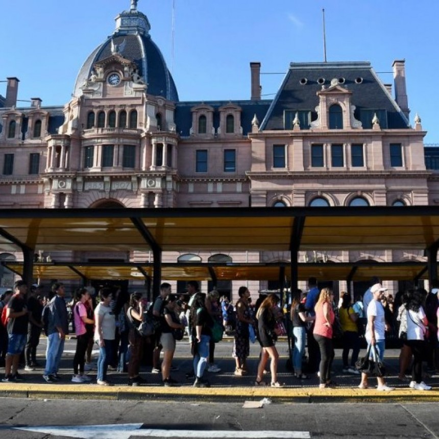 EMPRESAS DE COLECTIVOS ADVIERTEN POR CORTES DE SERVICIOS ANTE FALTA DE PAGO EN SUBSIDIOS