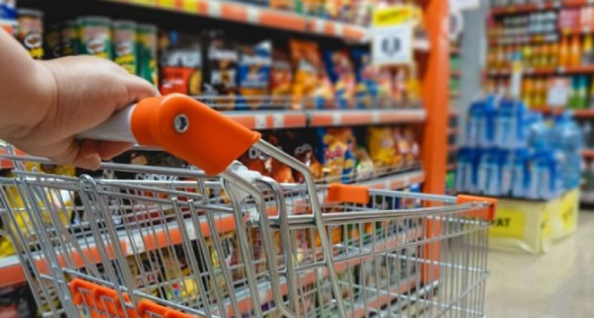 LAS VENTAS EN SUPERMERCADOS CAYERON 17,8% EN OCTUBRE, SEGÚN EL INDEC