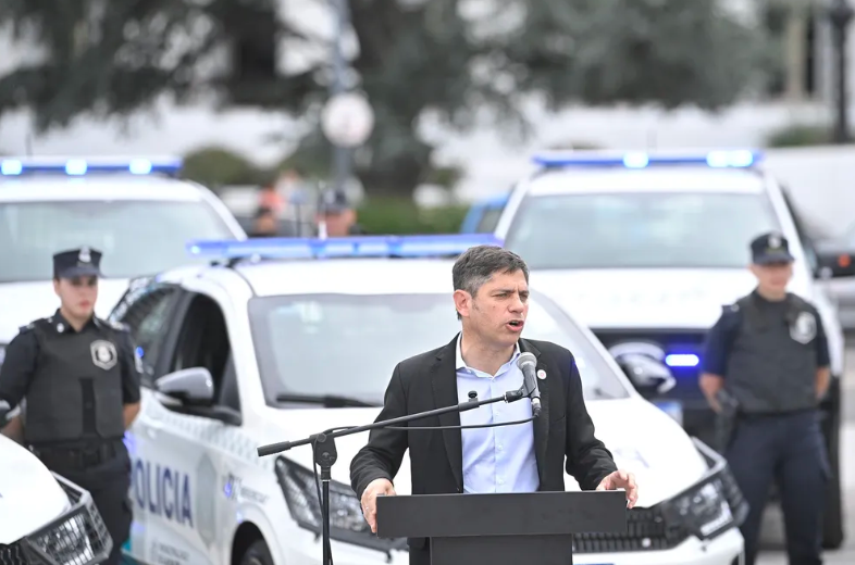 KICILLOF CRUZÓ A CAPUTO Y PIDIÓ QUE APRUEBE EL FINANCIAMIENTO: 